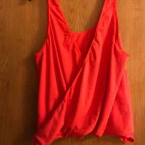 4 for $15 🛍️ Fabletics work out top!